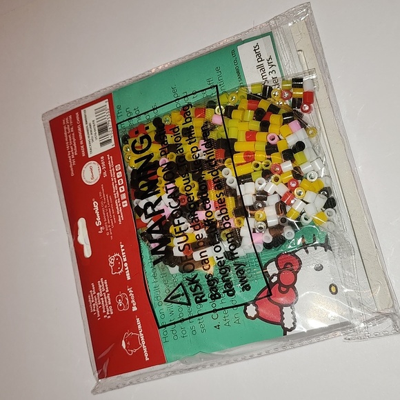 Brand New Hello Kitty and Friends Saniro Heat &Fuse Melty Beads Ornament Set - Picture 3 of 5